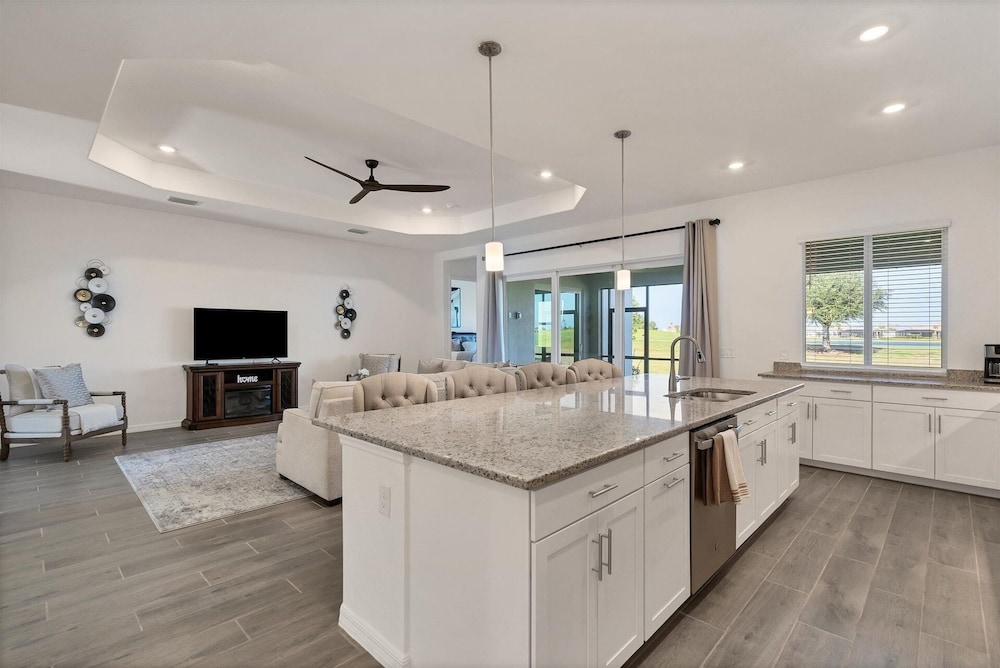 Heritage Landing Golf Club - Private 3 Bedroom Home - Amenities Included! 3 Home