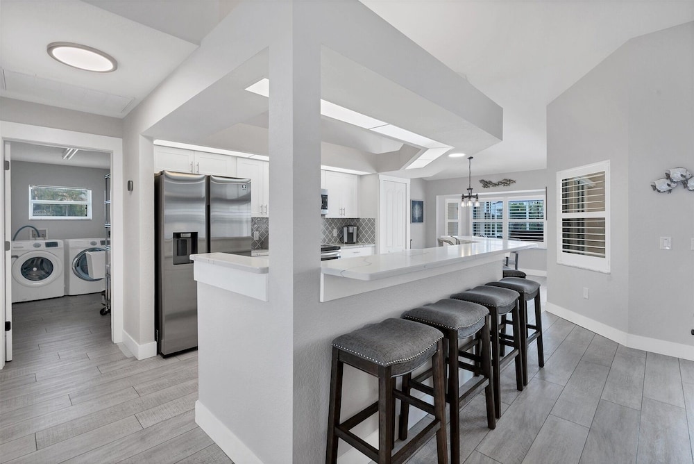 Punta Gorda 3-Bedroom Canalfront Pool Vacation Home with Dock 3 Home