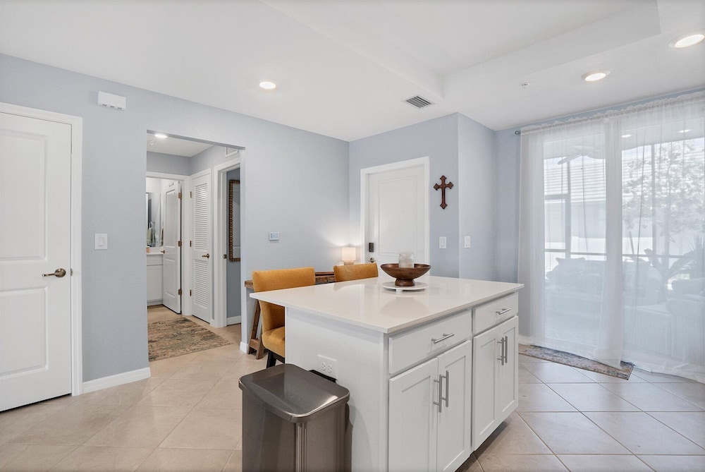 14277 Heritage Landing Blvd #1315