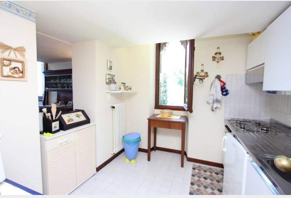 Amazing Aparment Lake Front 1 bed in Acquaseria view 3