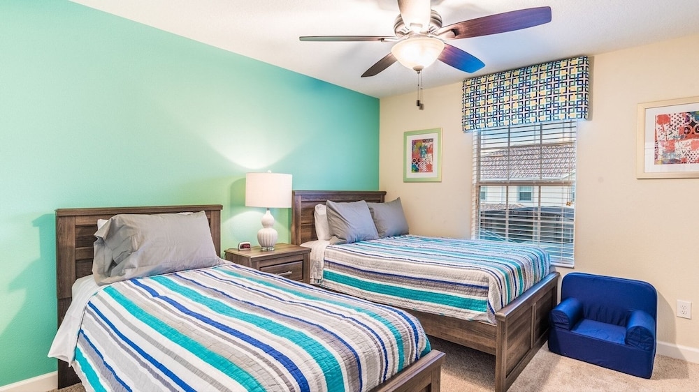 Storey Lake Resort 4 Bedroom Private Pool Townhome 4 Townhouse