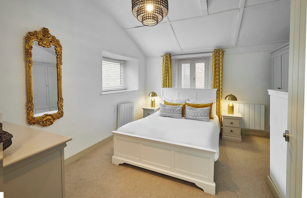 Host Stay Lily s Cottage view 5