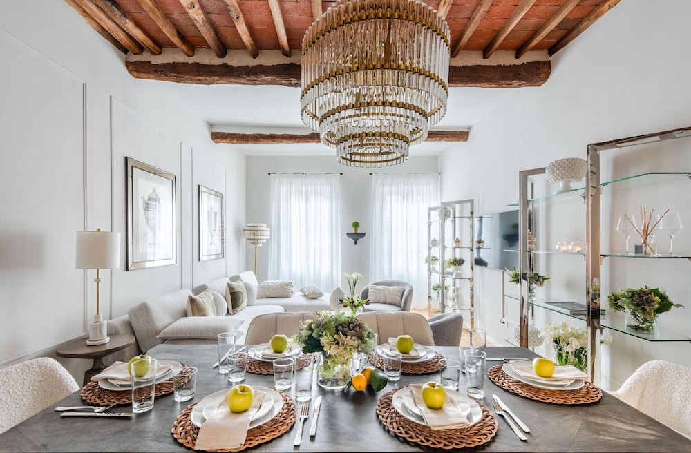Casa Meg in Lucca With 3 Bedrooms and 2 Bathrooms