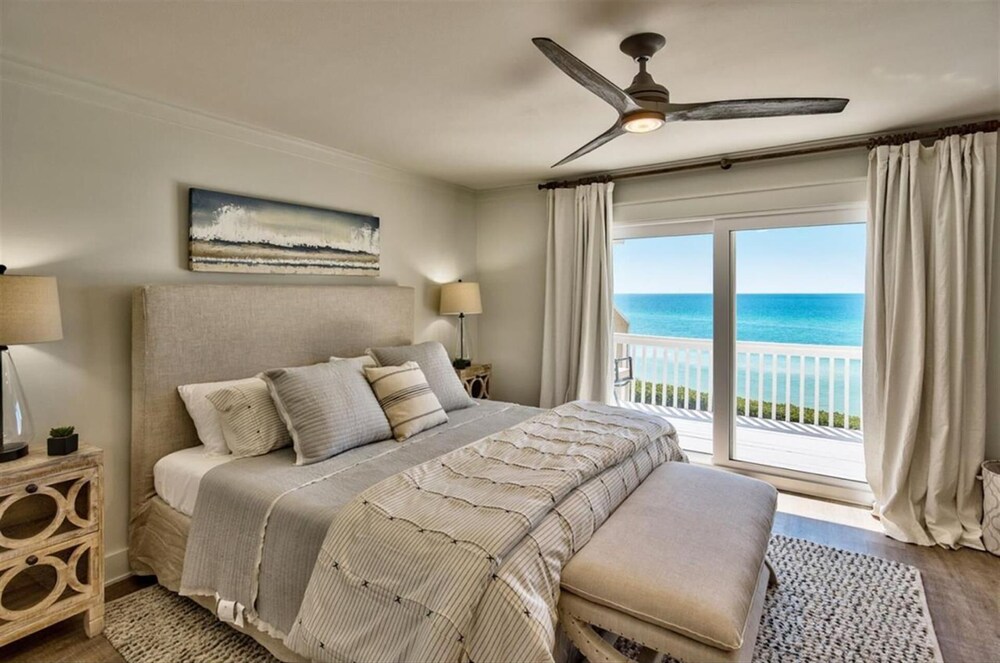 Beachfront Townhome in Seacrest + Free Tickets: Bikes, Dolphin Cruise & More!
