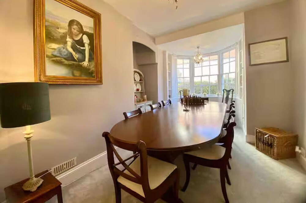 17th Century Coach House - Pet & Family Friendly