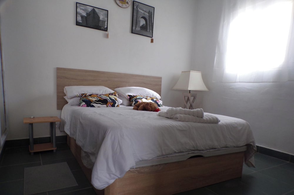 Apartment Sleeps 4 With Private Pool