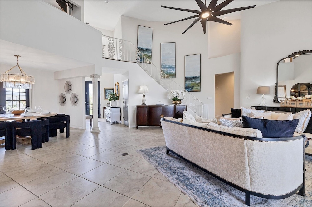 Punta Gorda Isles 4-Bedroom Private Pool Home on Canal 4 Home