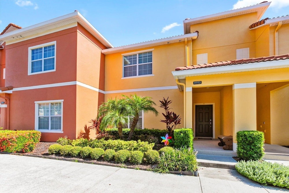 Paradise Palms Resort 4 Bedroom Private Pool Townhome 4 Townhouse