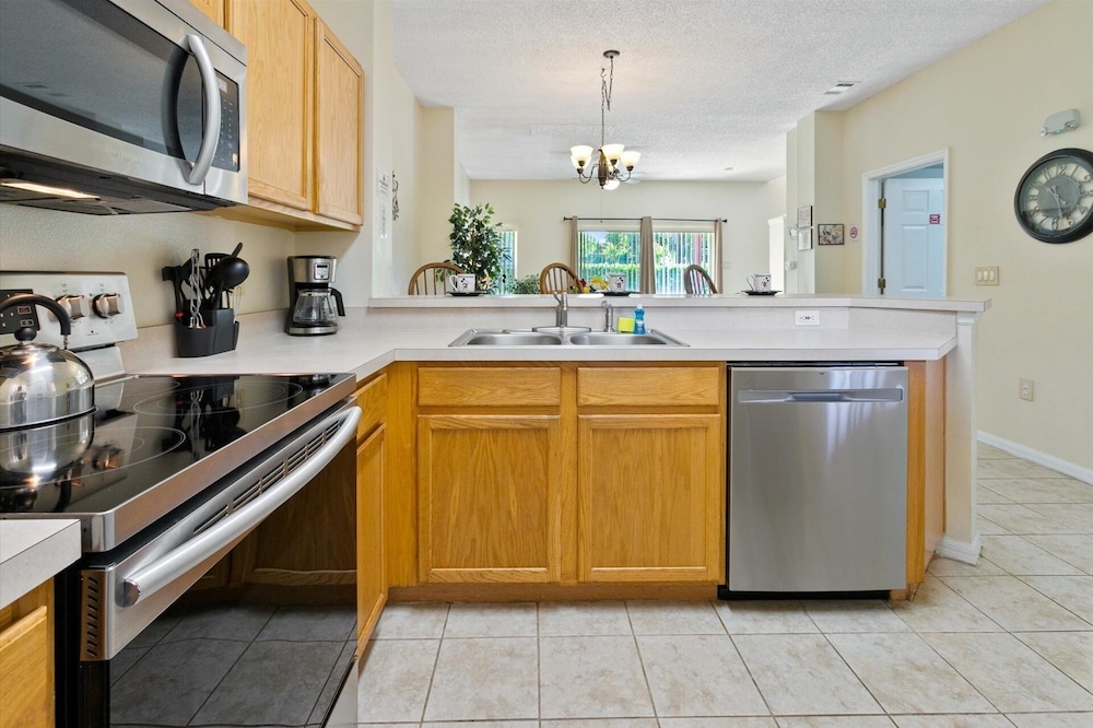Emerald Island Resort 3 bedroom Townhome with Resort Access 3 Townhouse