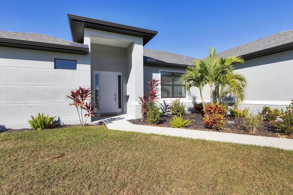 Punta Gorda Private Pool Vacation Home 3 Bedroom Home