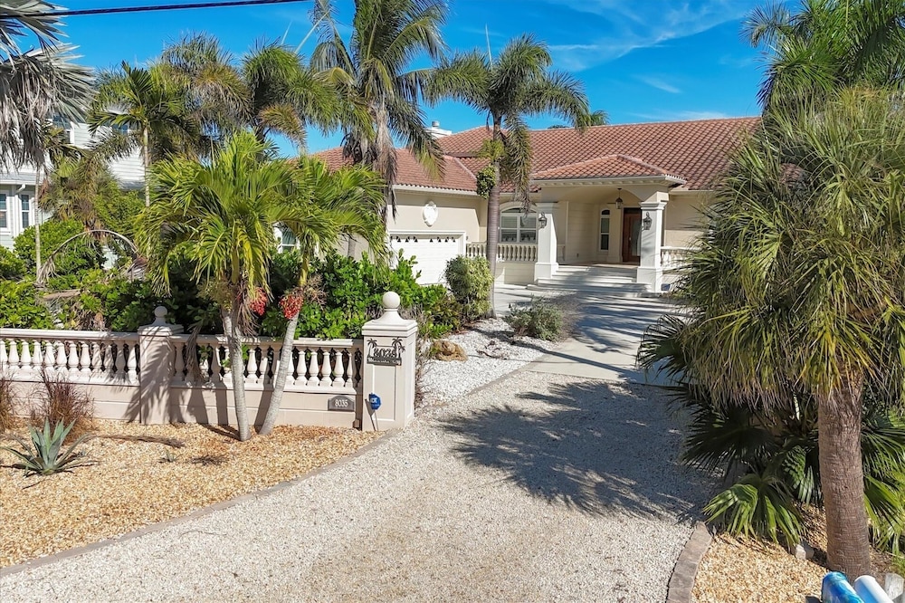 Manasota Key 4 Bedroom Pool Home on Lemon Bay 4 Home