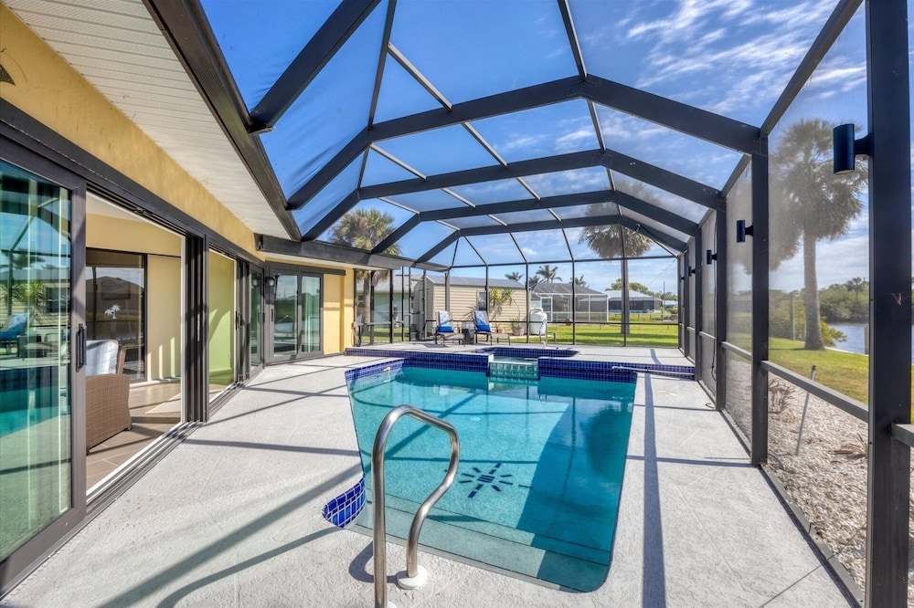 Port Charlotte 3 Bedroom Pool+Spa Vacation Home on Canal 3 Home