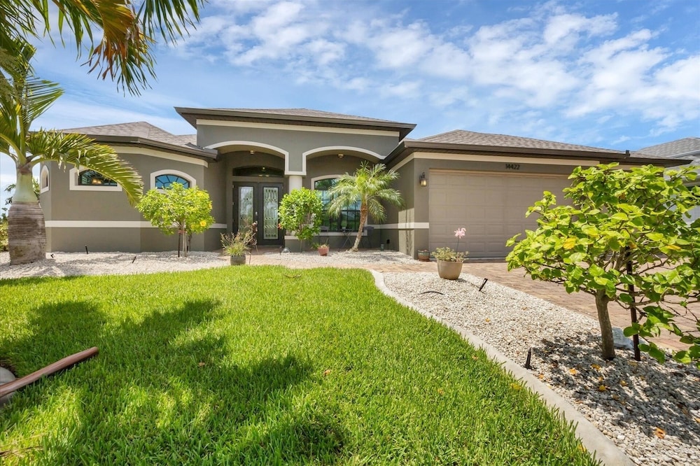 South Gulf Cove 3 Bedroom Canal Pool Home 3 Home