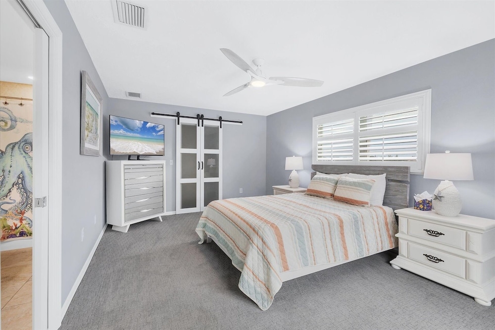Manasota Key 4 Bedroom Pool Home on Lemon Bay 4 Home