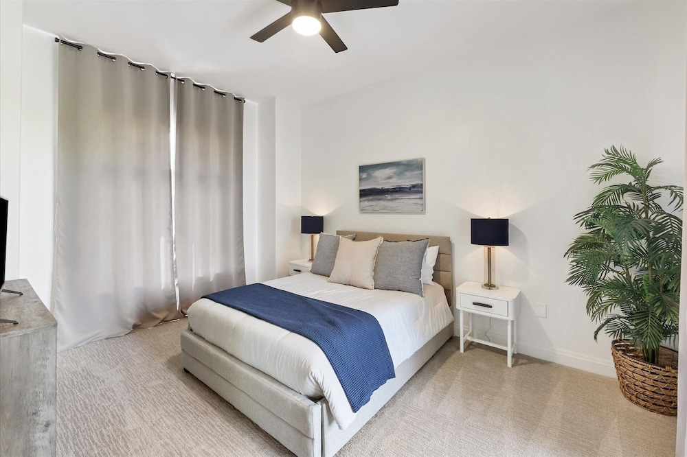 Punta Gorda 3-Bedroom Canalfront Vacation Home with Dock 3 Home