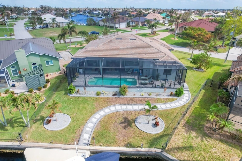 Punta Gorda 3-Bedroom Canalfront Pool Home with Dock 3 Home