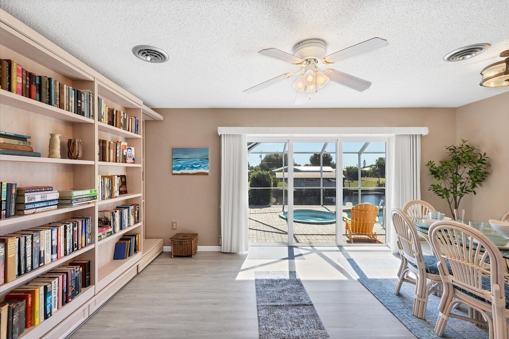 Harbor Heights Private Pool Vacation Home On Canal With Bbq And Dock 2 Bedroom Home