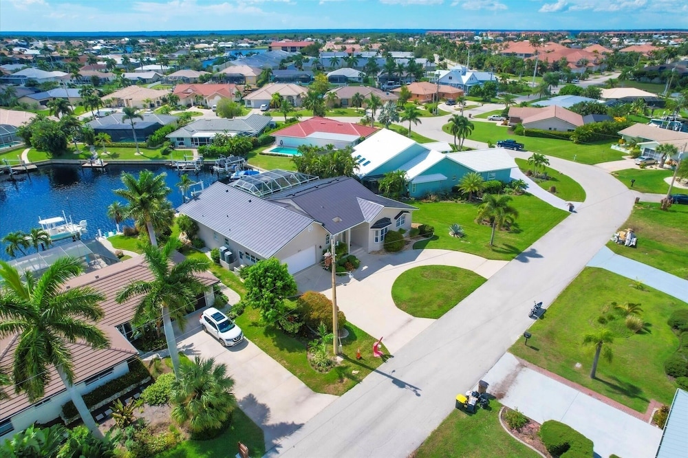 Punta Gorda Isles 3-Bedroom Private Pool Home on Canal with Dock 3 Home