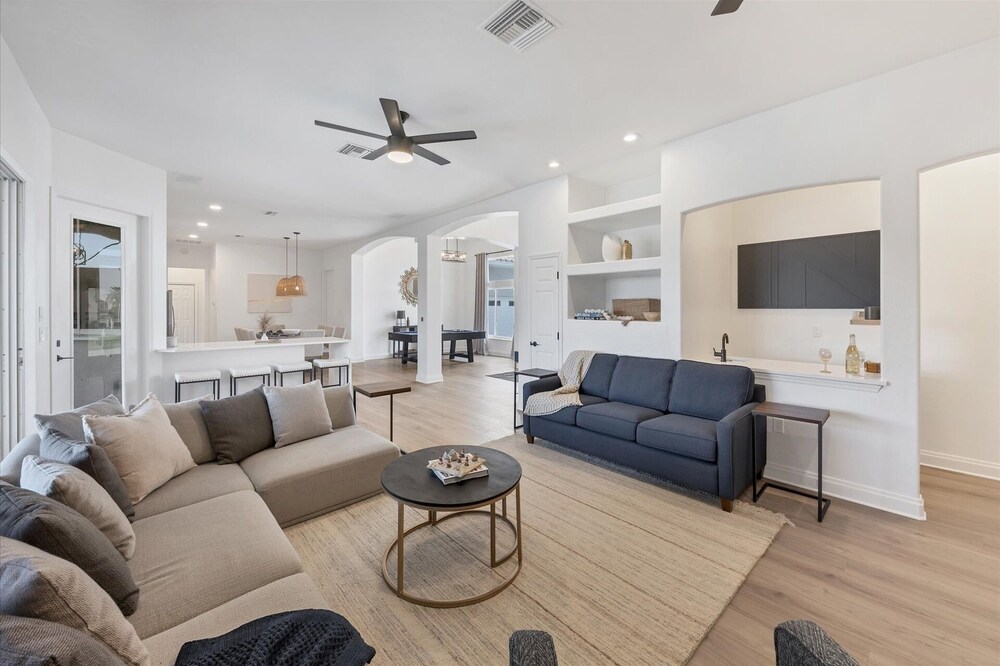 Punta Gorda 3-Bedroom Canalfront Vacation Home with Dock 3 Home
