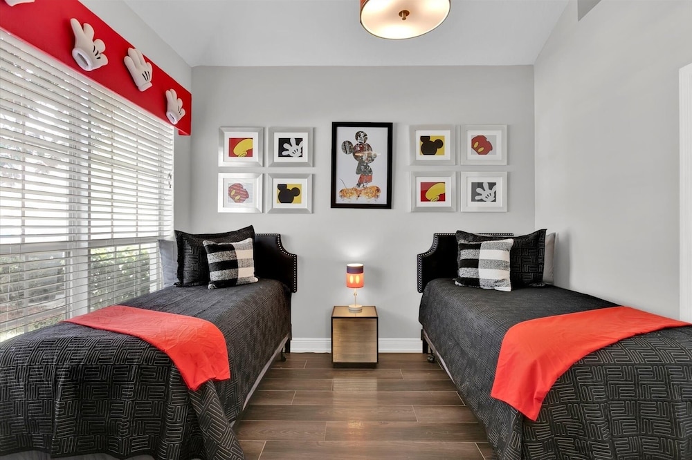 Windsor Palms Resort 6 Bedroom with Pool+Spa 6 Home