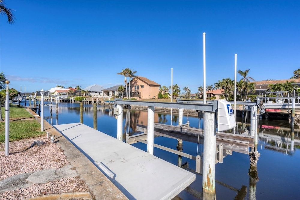 Punta Gorda 3-Bedroom Canalfront Pool Home with Dock 3 Home