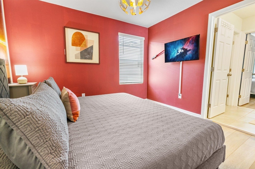 Solara Resort 7 Bedroom Home with Pool+Spa 7 Home