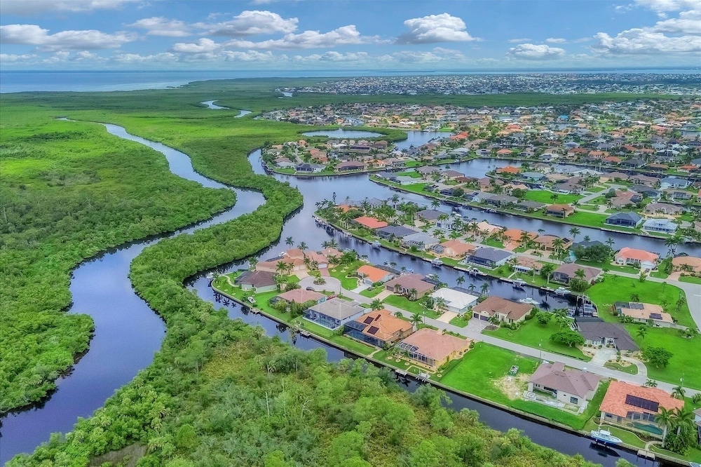 Punta Gorda Private Pool+spa Vacation Home 3 Bedroom Home
