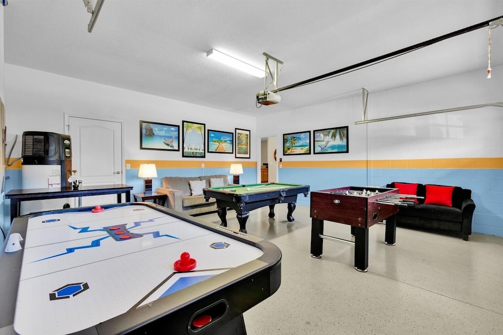 Championsgate Resort 8 Bedroom Pool Home w Theater Room 8 Home