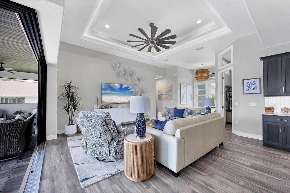 Port Charlotte Private Pool And Dock Vacation Home - Canal Access To Charlotte Harbor! 3 Bedroom Home