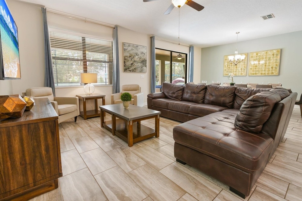 Championsgate Resort 9 Bedroom Private Pool+Spa Home 9 Home