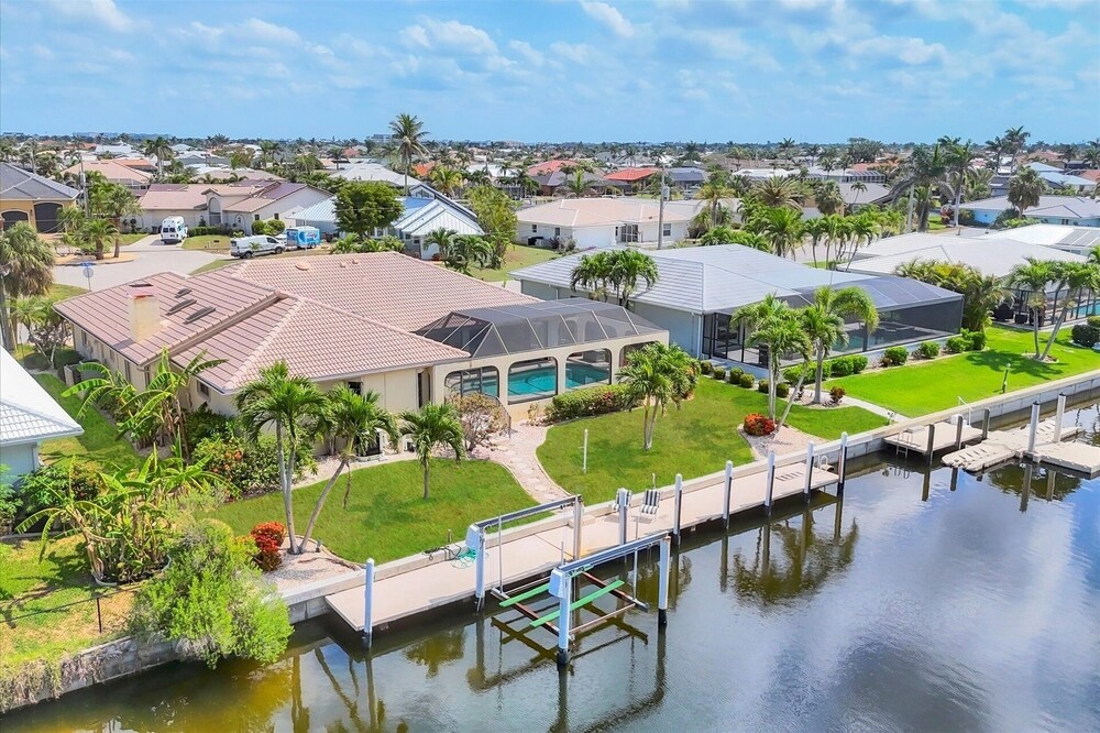 Punta Gorda Isles 3-Bedroom Canal-front Pool Home with Dock 3 Home