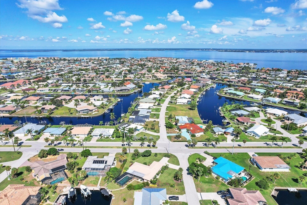 2301 West Marion Avenue view 4