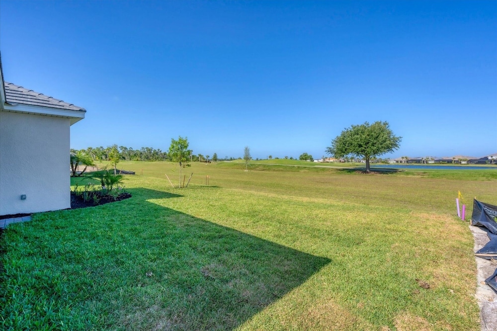 Heritage Landing Golf Club - Private 3 Bedroom Home - Amenities Included! 3 Home