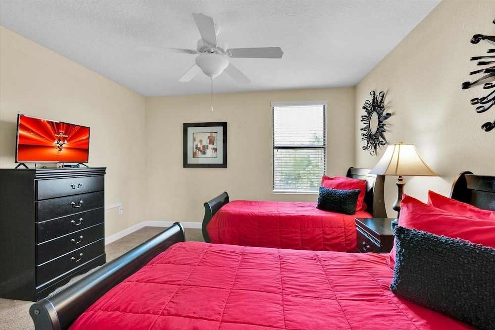 Championsgate Resort 8 Bedroom Pool Home w Theater Room 8 Home