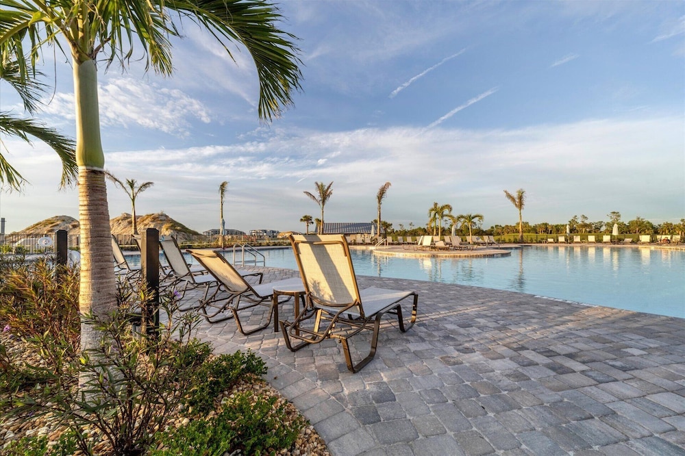 14071 Heritage Landing Blvd 324