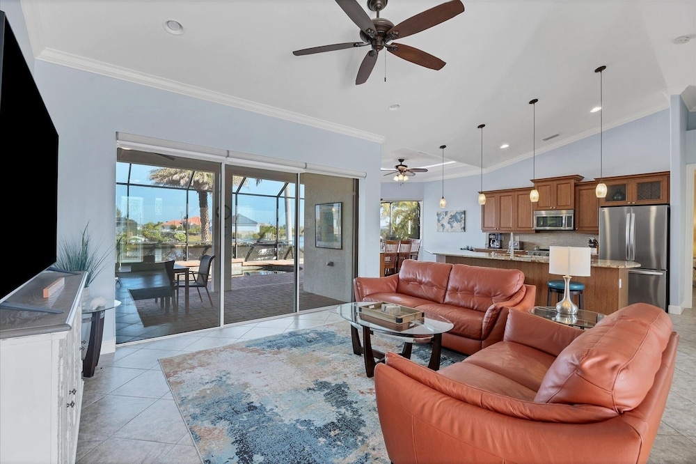 Villa Sol South Gulf Cove! Pool/spa Waterfront Canal W Dock 3 Bedroom Home
