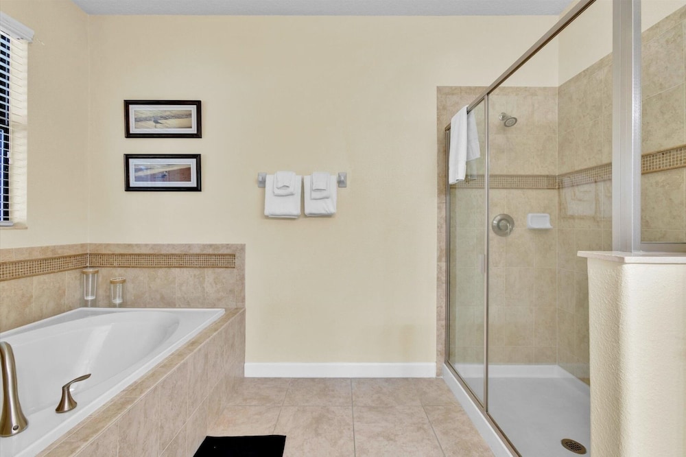 Championsgate Resort 8 Bedroom Pool Home w Theater Room 8 Home