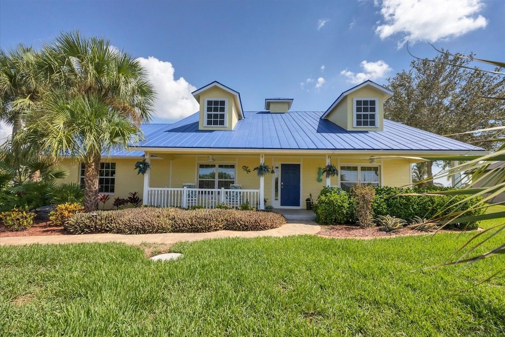 South Gulf Cove 3 Bedroom Canal Pool Home 3 Home