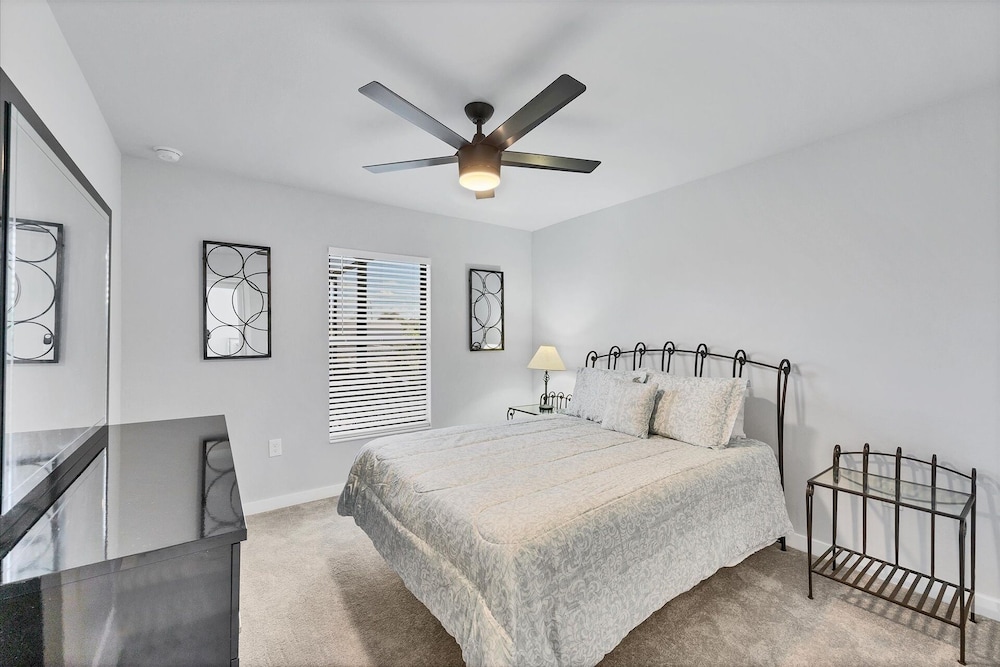Punta Gorda 4-Bedroom Private Pool Home on Canal 4 Home