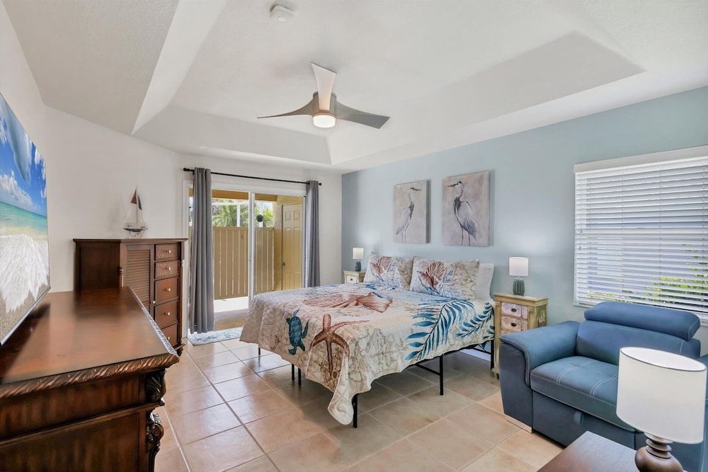 Rotonda West Private Pool Vacation Home On Canal 3 Bedroom Home