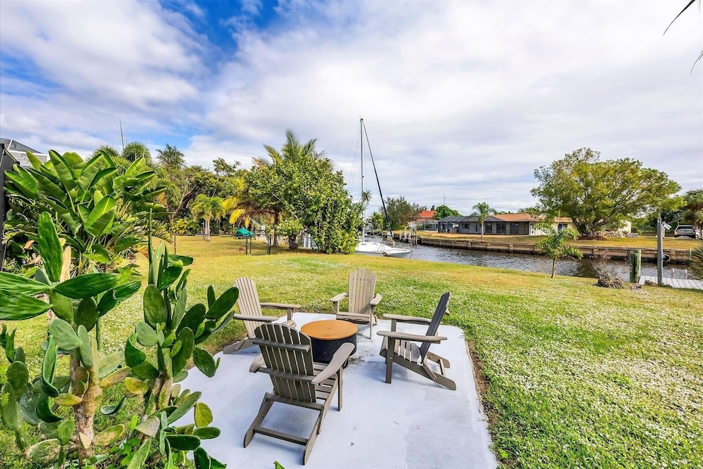 Port Charlotte 4 Bedroom Pool Vacation Home on Peace River 4 Home