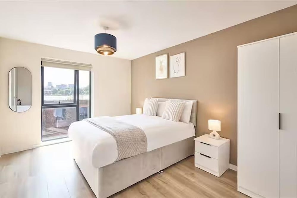 Near Xmas Market & Stadium-parking-wifi-sleeps 6