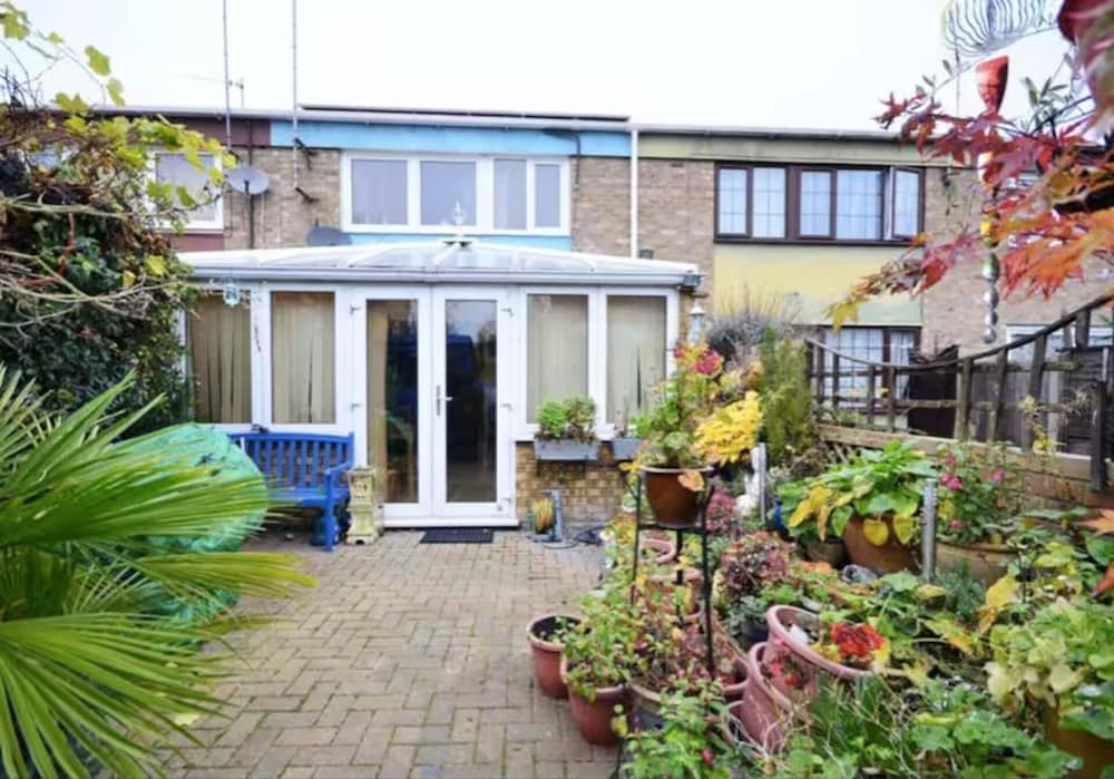 3bedroom Sleeps8 Parking Familyfriendly Nearexcel