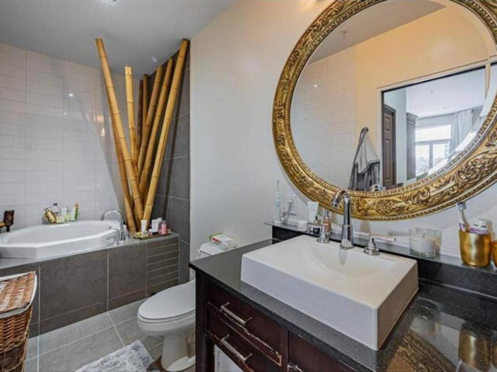Sleeps6-apartment-parking-balcony-patio