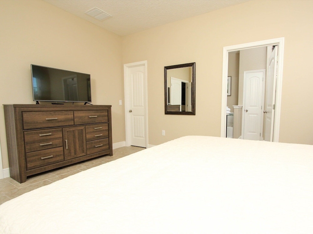 Solterra Resort 5 Bedroom Private Pool Home with Game Room 5 Home
