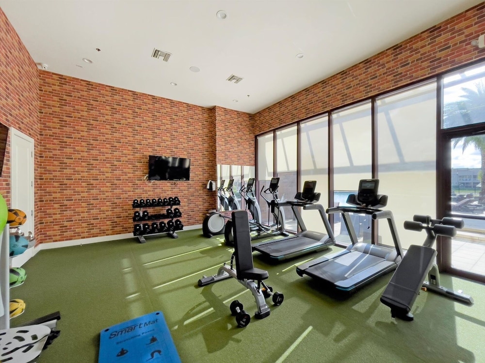 Magic Village Resort 4 Bedroom townhome with Outdoor Kitchen 4 Townhouse