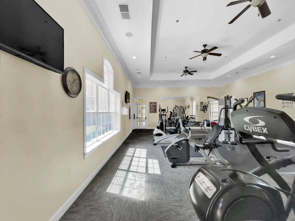 Tuscana Resort 2 Bedroom Condo Clubhouse Access 8 miles to Disney 2 Condo