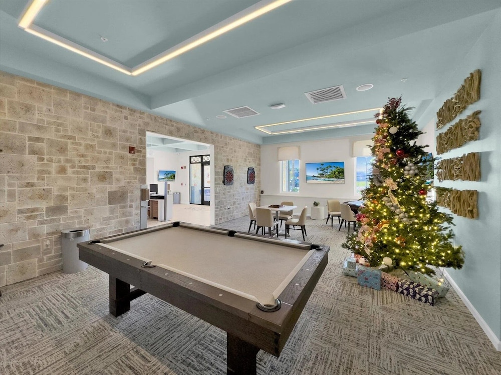 Storey Lake Resort 5 Bedroom Private Pool Home 5 Home