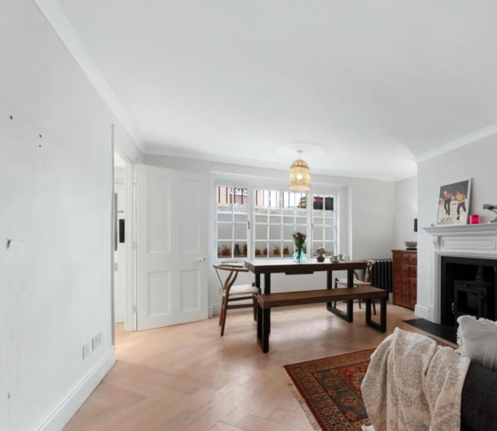 Centrally Located, Stunning 3bed 2bath, SE1