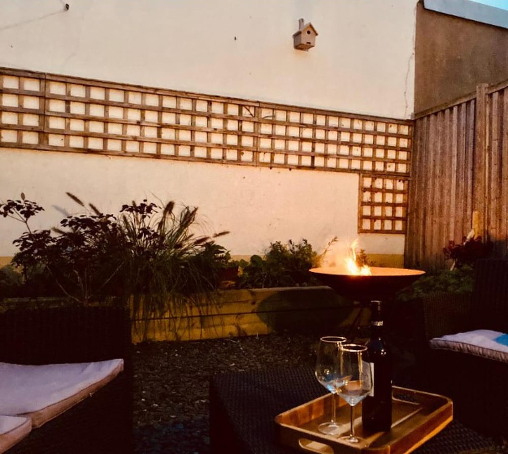 outdoor bbq area